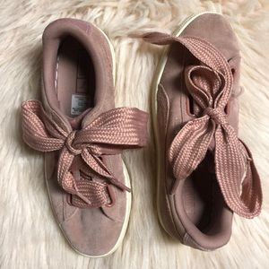 Sued pink PUMA shoes